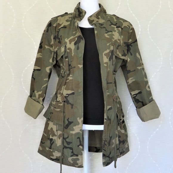 Camouflage Green Jacket Love Tree...........225 - Picture 1 of 10